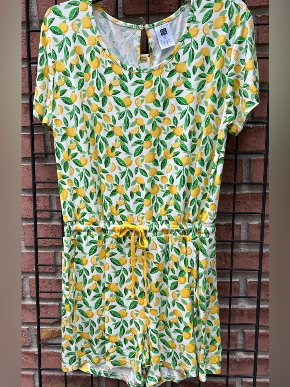 Alex’s Lemonade Stand Lemon Print Romper NWT
